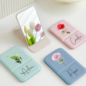 Personalized small pocket mirrors